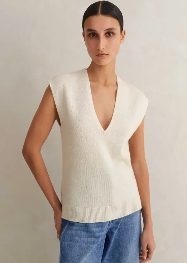 merino_cashmere_relaxed_v_neck_vest_2.webp ME+EM Merino Cashmere Relaxed V Neck Vest | Women Vests
