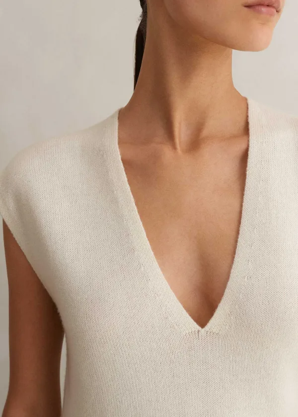 merino_cashmere_relaxed_v_neck_vest_6.webp ME+EM Merino Cashmere Relaxed V Neck Vest | Women Vests