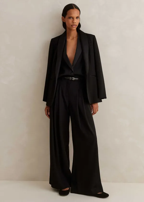 sleeveless_tux_jacket_3.webp ME+EM Sleeveless Tux Jacket | Women Blazers