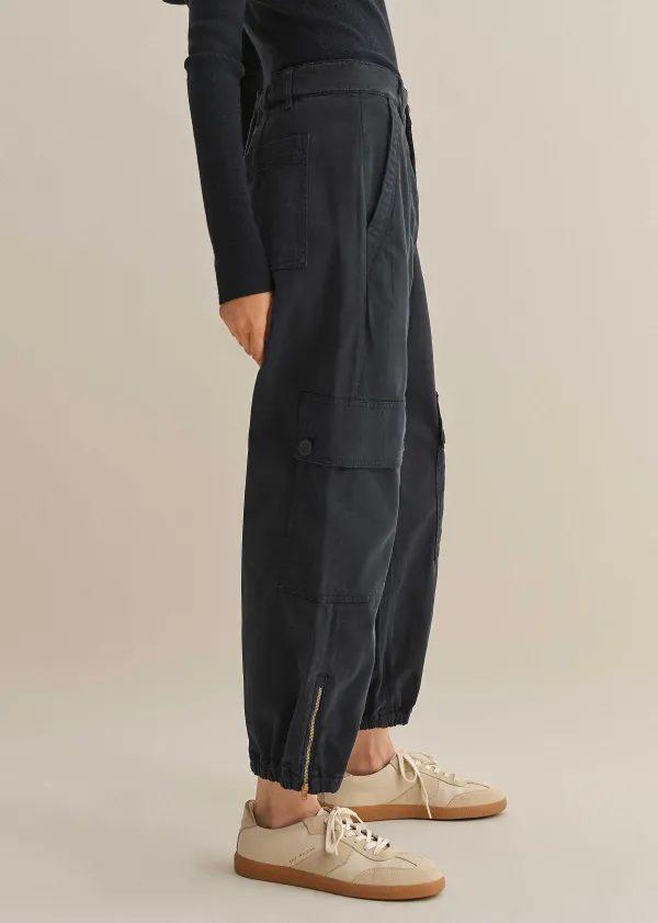 zip_detail_crop_cargo_jogger_4.webp ME+EM Zip Detail Crop Cargo Jogger | Women Joggers