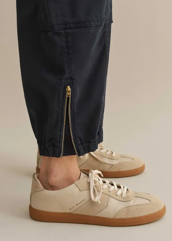 zip_detail_crop_cargo_jogger_7.webp ME+EM Zip Detail Crop Cargo Jogger | Women Joggers